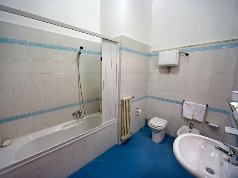 B&B Piazza 300Mila Lecce Ngoại thất bức ảnh