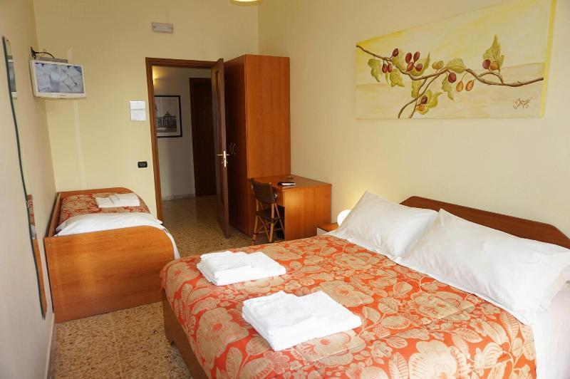 B&B Piazza 300Mila Lecce Ngoại thất bức ảnh