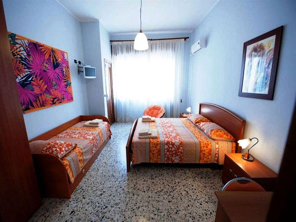 B&B Piazza 300Mila Lecce Ngoại thất bức ảnh