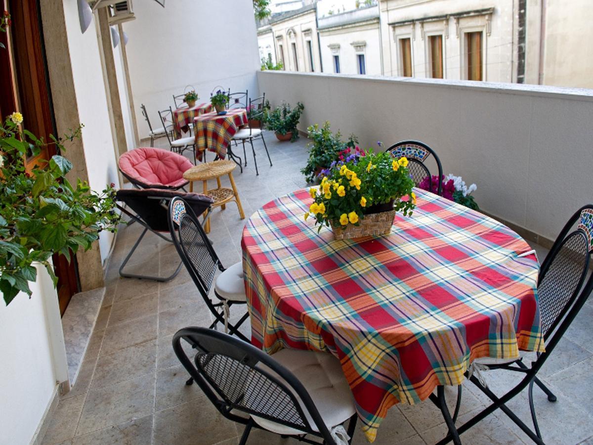 B&B Piazza 300Mila Lecce Ngoại thất bức ảnh